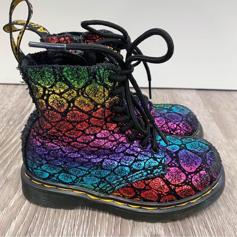 Dr Martens Toddler Rainbow Boots 1460 sz 7